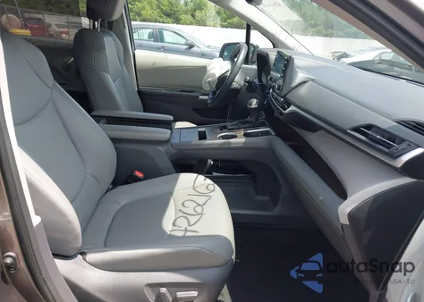 2021 Toyota Sienna Xle from USA, damaged, VIN 5TDYRKEC0MS067420